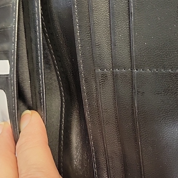 Beijo Black Patent Wallet NWT - Picture 6 of 11